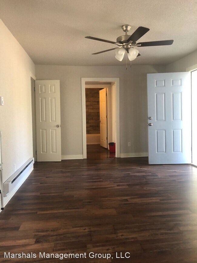 Foto del edificio - 3 br, 1 bath House - 3324 NORTH ALBERT PIKE