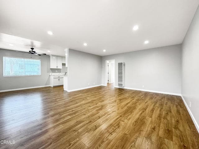 Building Photo - 621 N Los Robles Ave
