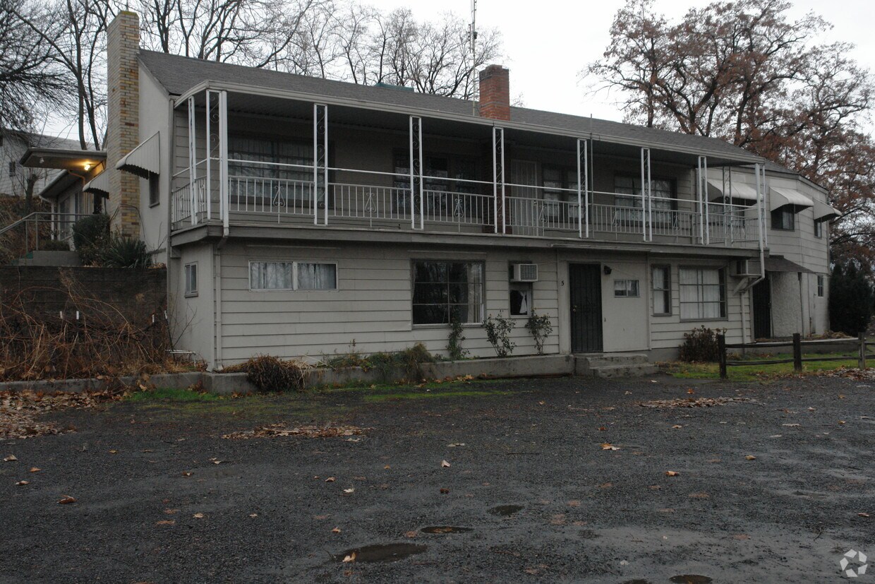 Primary Photo - 2072 Old Milton Hwy