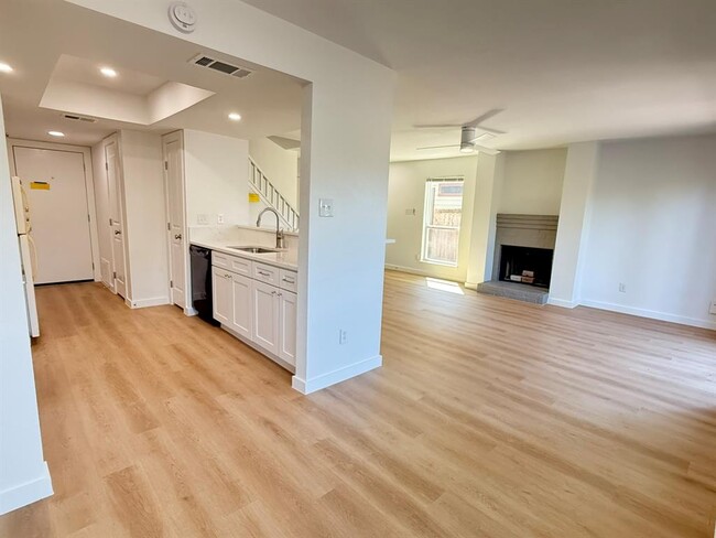 Foto del edificio - 13339 Water Oak Ln