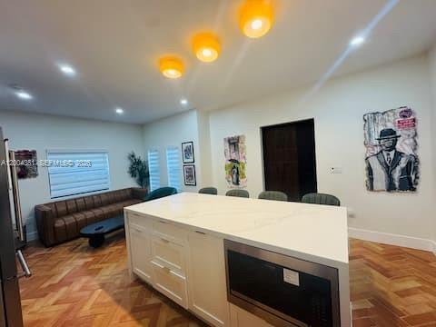 Foto del edificio - 905 SW 13th Ct