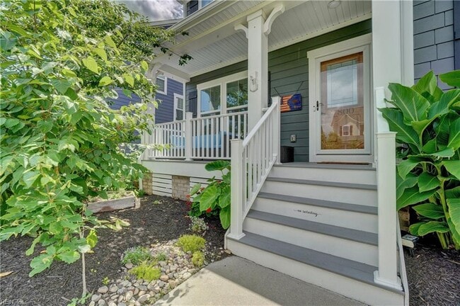 Building Photo - 800 Corcormant Ln