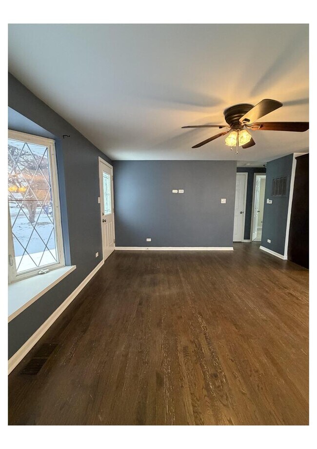 Foto del edificio - 4129 W 90th St