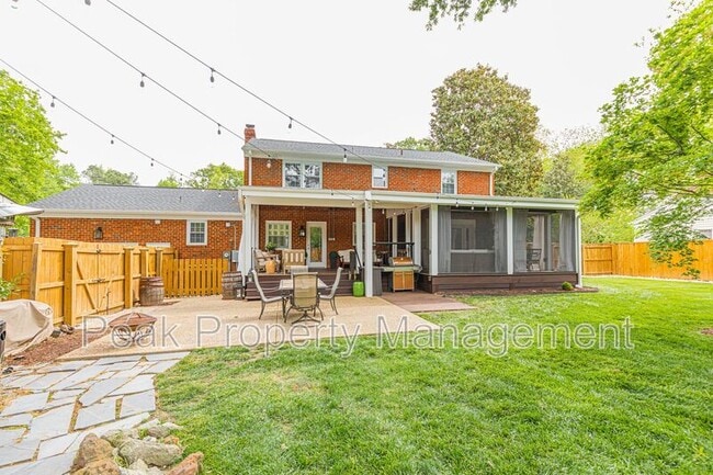 Building Photo - 9133 Robin Ridge Dr