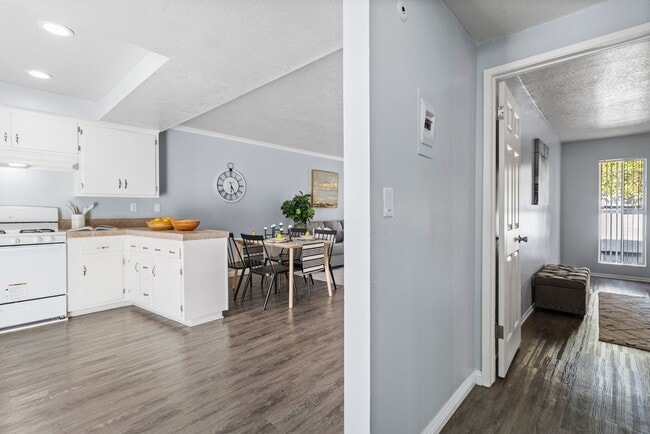 Interior Photo - French Quarter Apartments