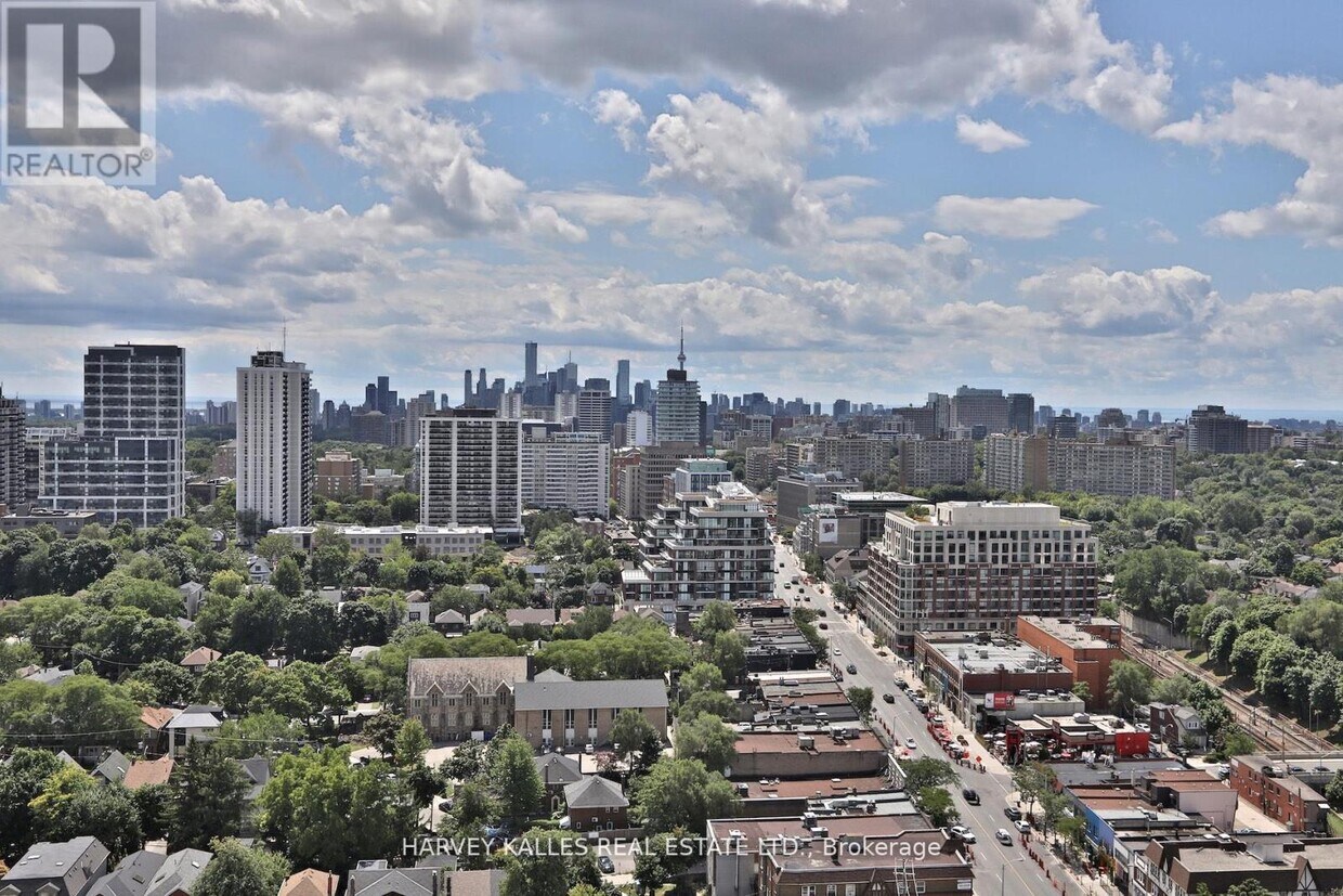 Primary Photo - 5 Soudan Ave