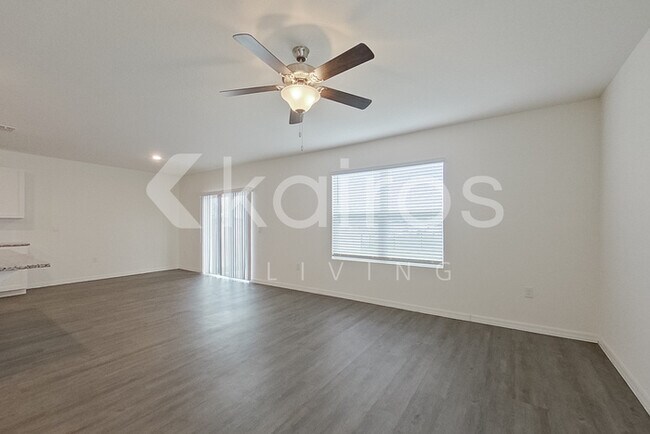 Building Photo - 32028 Katelin Cir