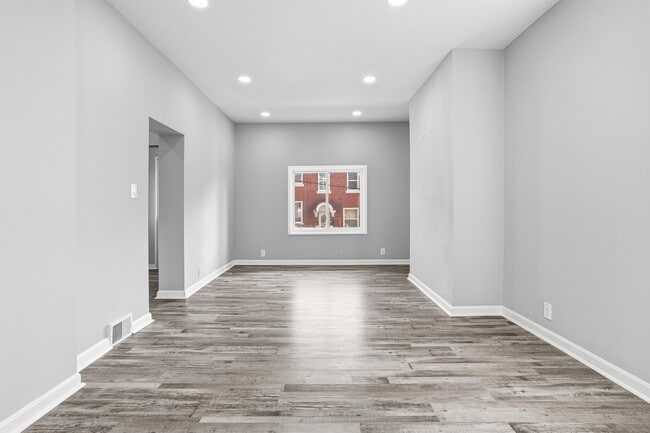 Building Photo - 905 McCandless Ave