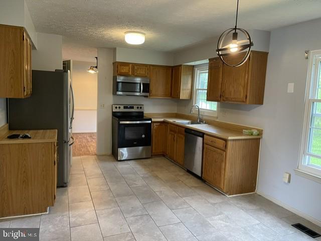 Foto del edificio - 8583 Wheatfield Way