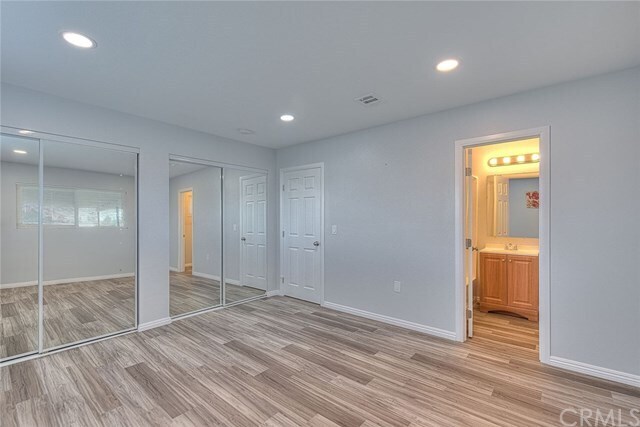 Foto del edificio - 6357 Pedley Rd