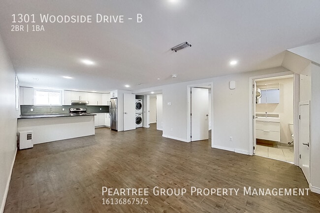 Building Photo - Wonderful Woodside-2 Bed basement apartmen...