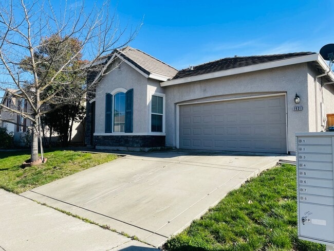 Building Photo - 1931 Charm Way - Natomas 95835