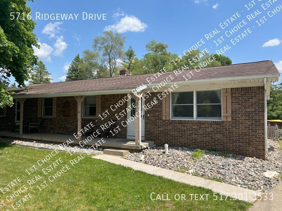 Foto principal - 3-BDR 1-BTH Duplex in Haslett - Haslett Sc...