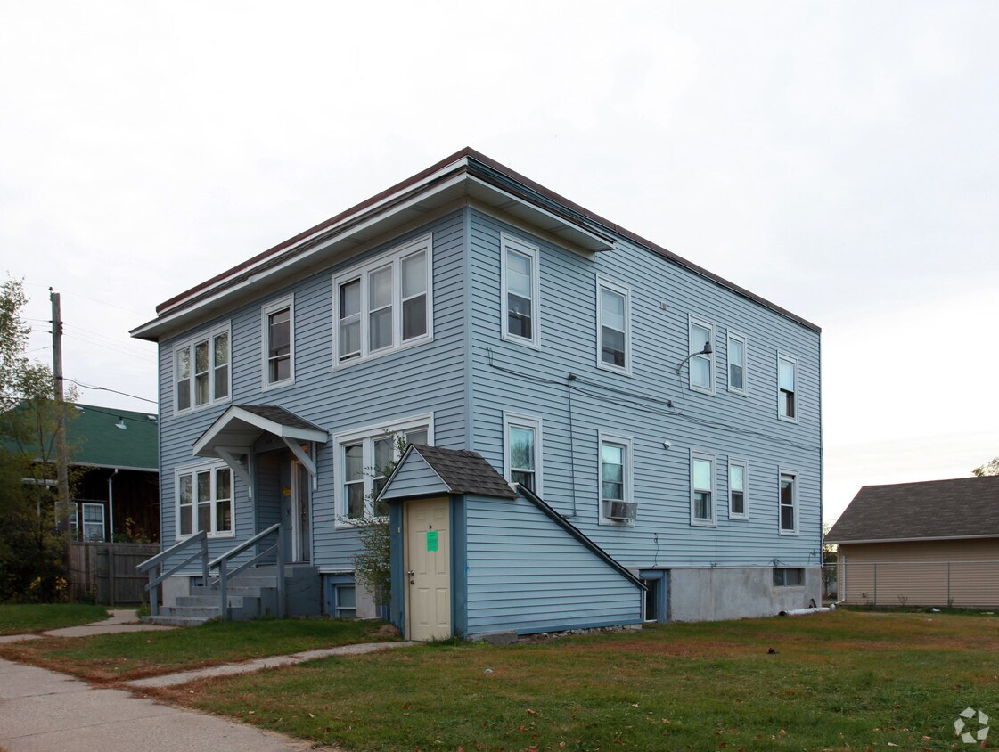 Primary Photo - 409 E 39th St
