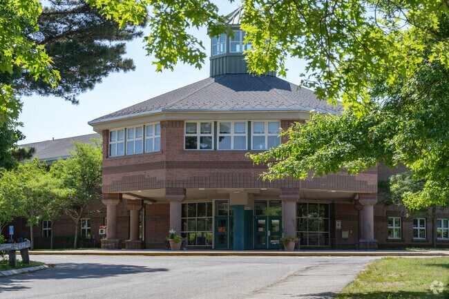 Hyannis students continue their education at Barnstable United Elementary School for 4th and 5th grade.