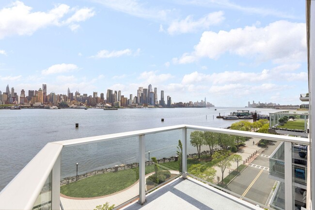 Foto del edificio - 1000 Ave at Port Imperial