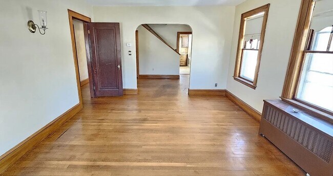 Foto del edificio - 1024 N Main St