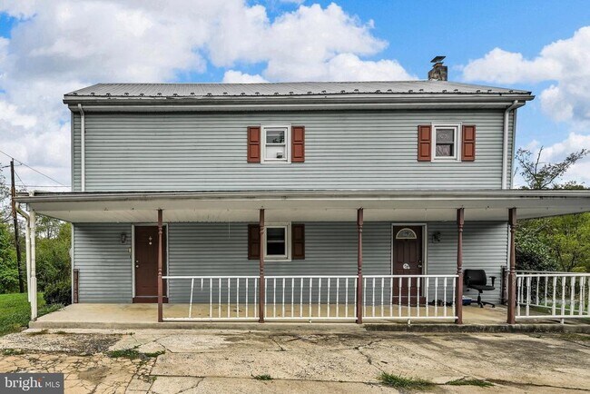 Foto del edificio - 44 2 1/2 Mile Rd