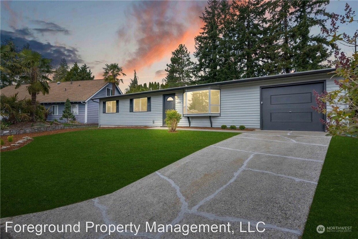 Primary Photo - 3 br, 1 bath House - 12916 SE 162nd St