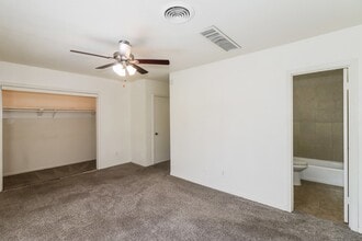 Building Photo - 3006 Falk Ct