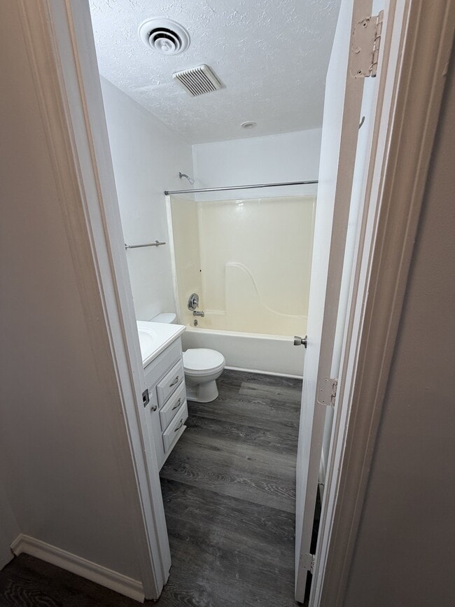 Building Photo - 1207 Clement St