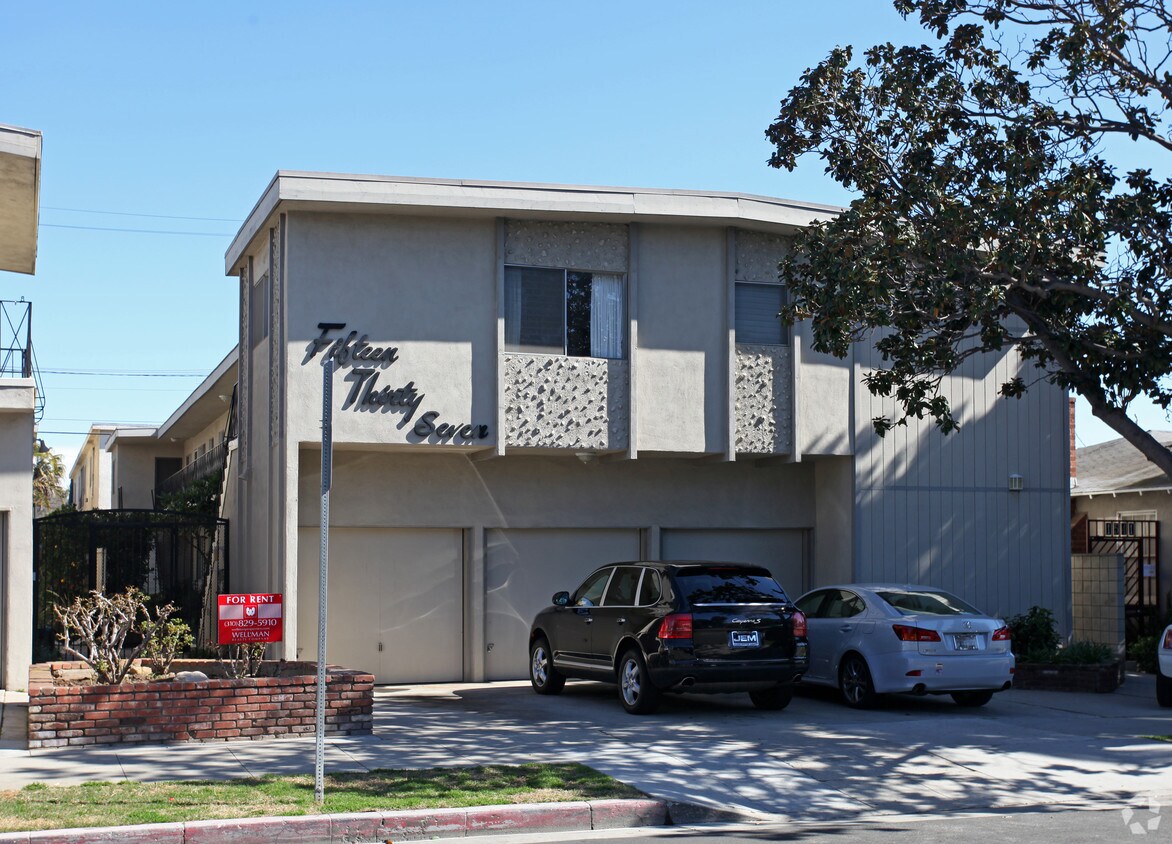 Building Photo - 1537 9th St