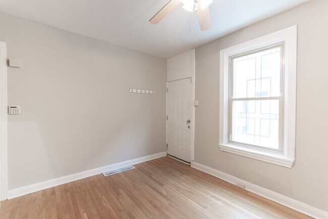 Foto del edificio - Three Bedroom Home in Graduate Hospital
