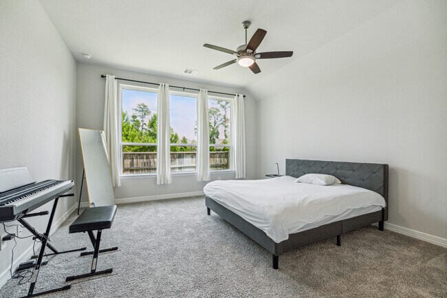 Foto del edificio - 131 Dove Springs Ct