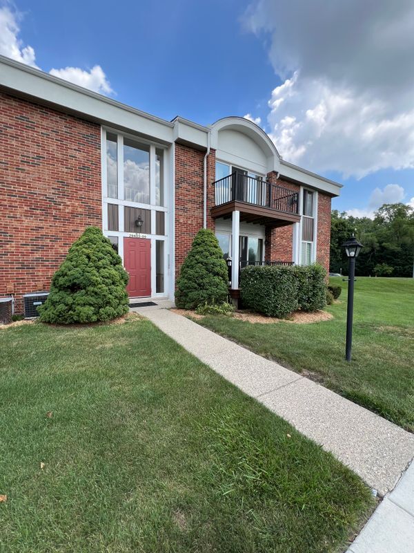 Foto principal - 29403 Bobrich St
