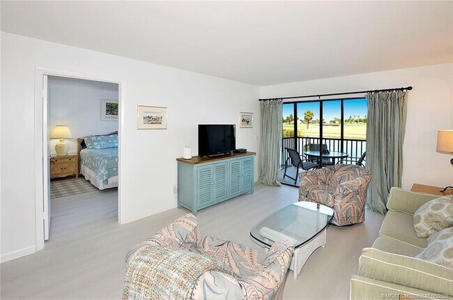 Foto del edificio - 40 NE Plantation Rd