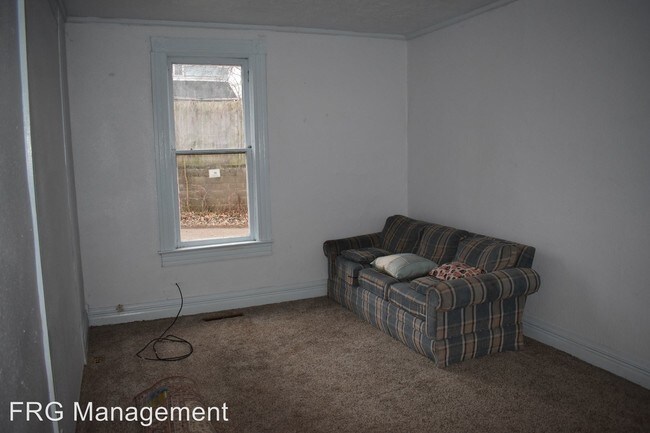 Building Photo - 808 N 19th St