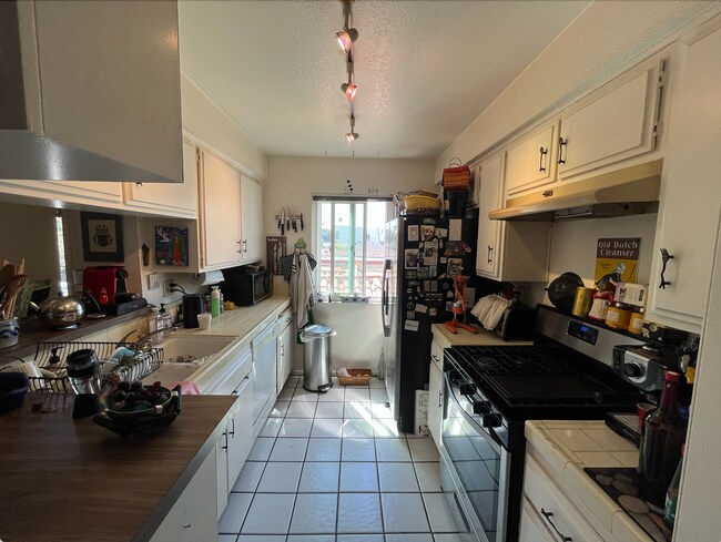 Foto del edificio - 1824 Euclid St