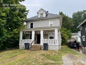Building Photo - 369 Cuyahoga St