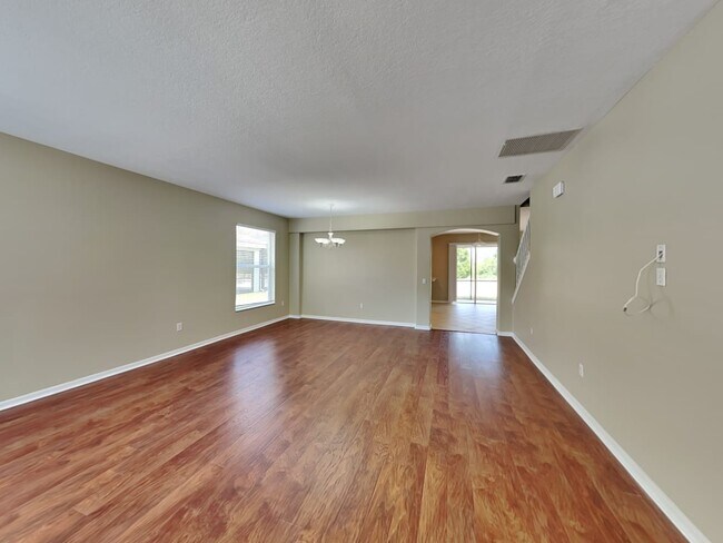 Building Photo - 9040 Willowbrook Cir