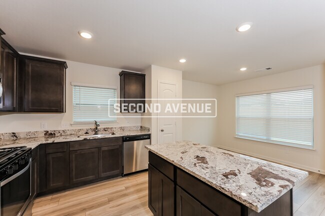 Building Photo - 9700 Sierra Grande DR