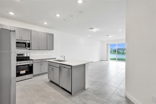 Building Photo - 3783 Harborside Ave