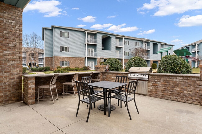 Building Photo - Ardmore Springs