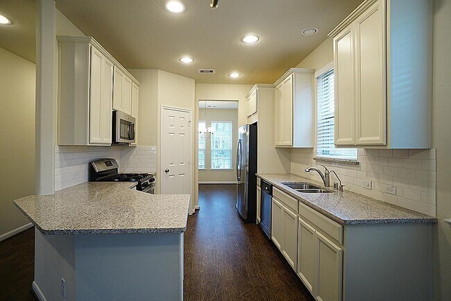 Building Photo - 18011 Alora Springs Trace