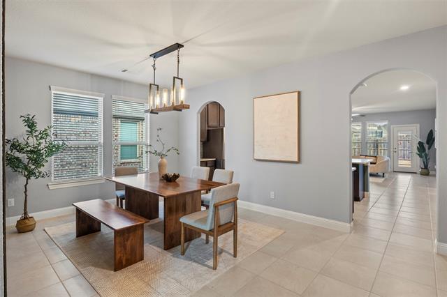 Building Photo - 10813 Culberson Dr