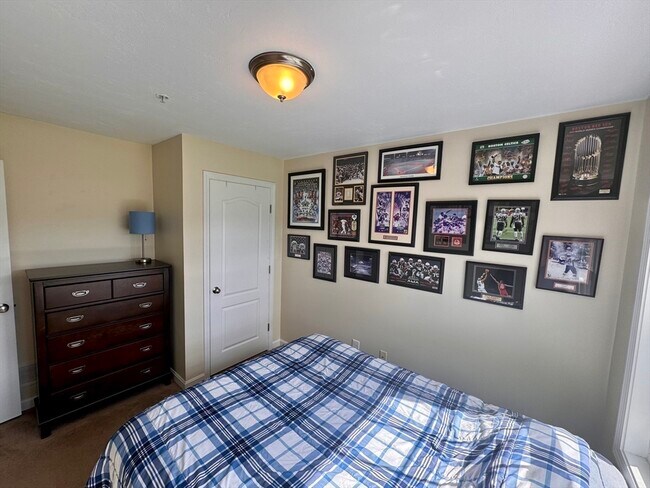 Building Photo - 14 Merrimac Way