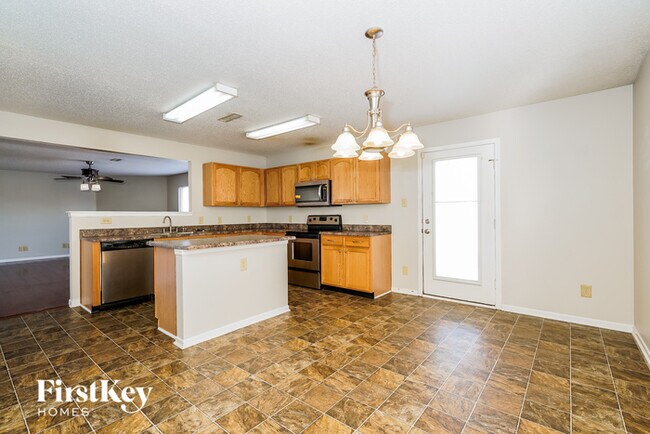 Building Photo - 12710 White Rabbit Dr