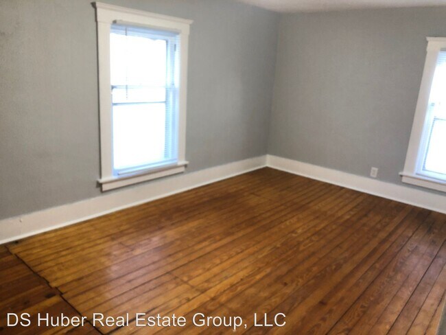 Building Photo - 219 E Oakland Ave