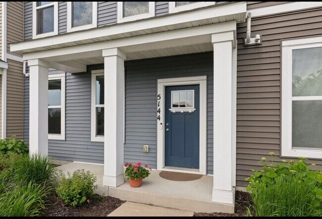 Foto del edificio - 5144 Hampton St NE
