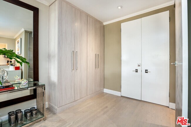 Foto del edificio - 874 Hammond St