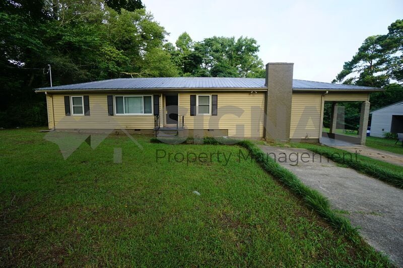 2232 6th St NE, Center Point, AL 35215 House Rental in Center Point