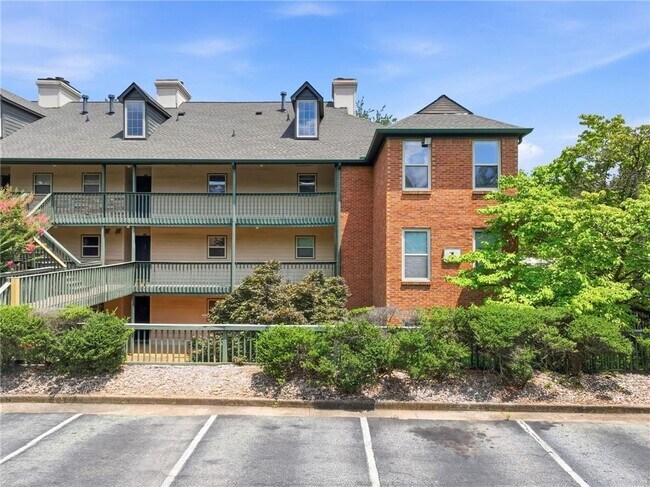 Foto del edificio - 117 Brittany Ct