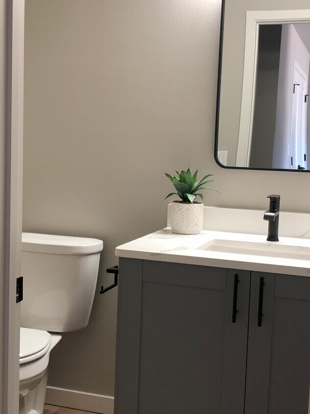Foto principal - 518 Oxford Ave