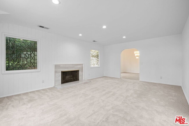 Foto del edificio - 10384 Northvale Rd