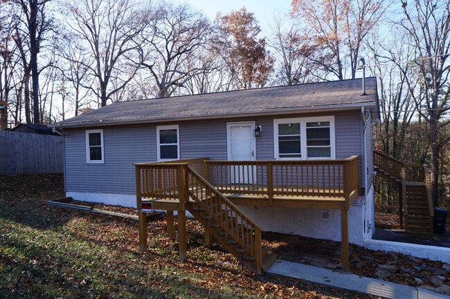 Foto del edificio - 6343 Cadbury Dr NW