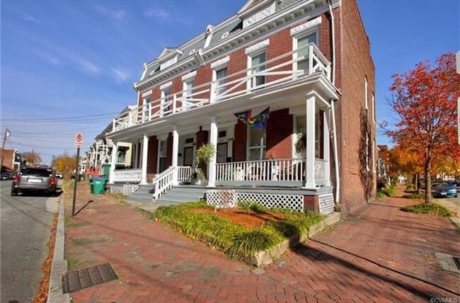 Photo - 517 N 21st St Apartment